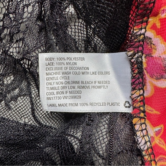 Xhilaration Red and Black Kimono Jacket with Floral Design - Picture 7 of 8